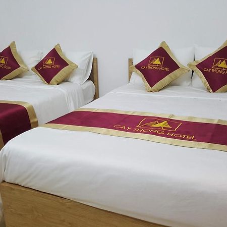 Hotel Khach San Cay Thong Tam Ðảo Zewnętrze zdjęcie