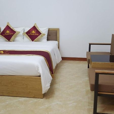 Hotel Khach San Cay Thong Tam Ðảo Zewnętrze zdjęcie
