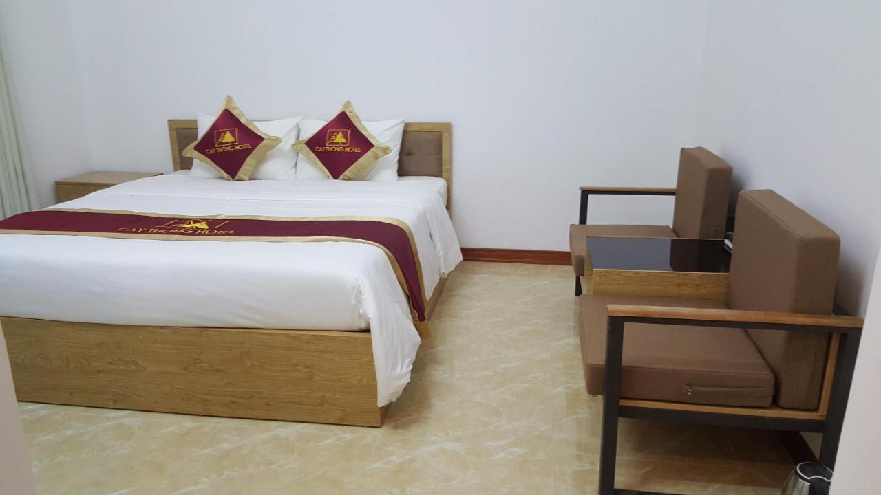Hotel Khach San Cay Thong Tam Ðảo Zewnętrze zdjęcie