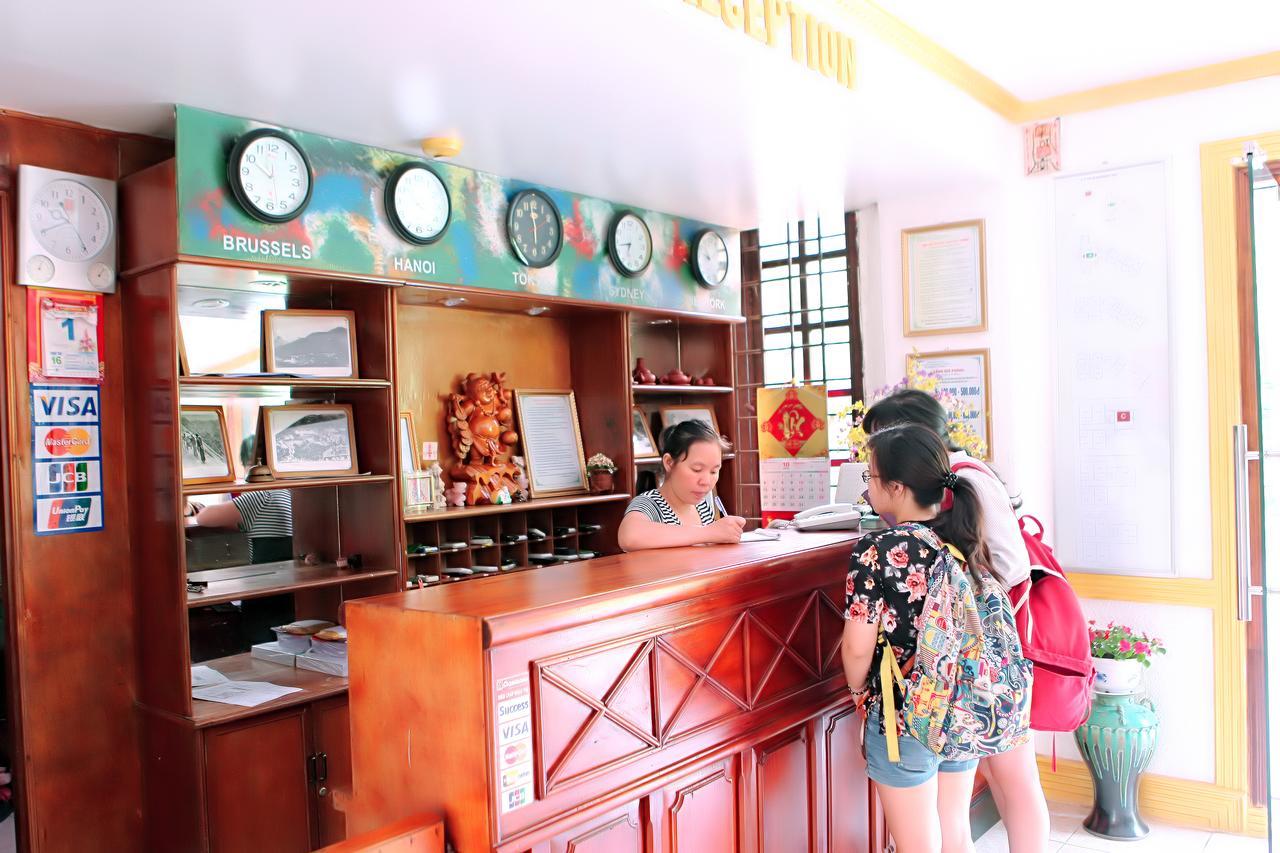 Hotel Khach San Cay Thong Tam Ðảo Zewnętrze zdjęcie